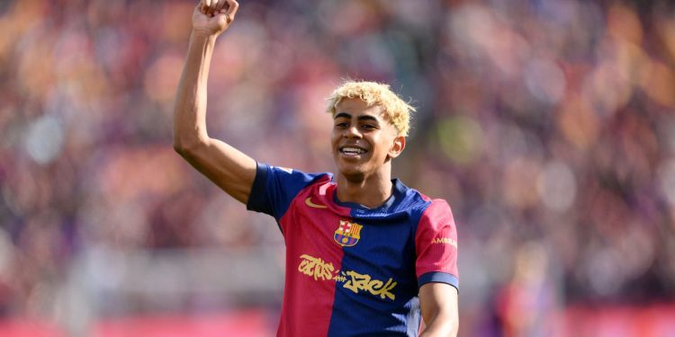 Hansi Flick Puji Performa Lamine Yamal di El Clasico