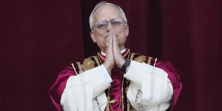 Paus Leo XIV Merupakan Fans Universidad Cesar Vallejo?