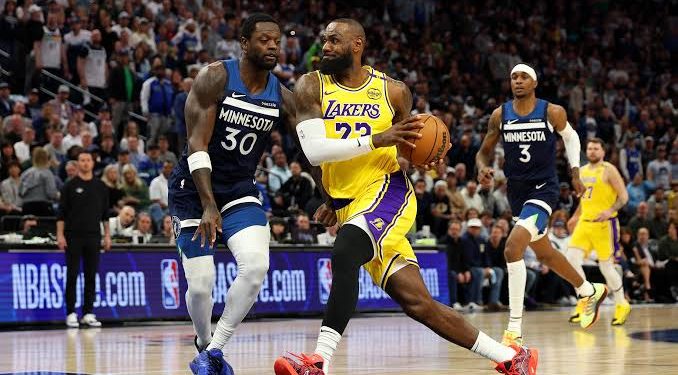 LeBron dan Doncic Meredup, LA Lakers Tersingkir dari Playoff NBA