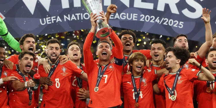 Cristiano Ronaldo bersama skuad Portugal