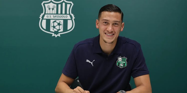 Jay Idzes memutuskan gabung Sassuolo