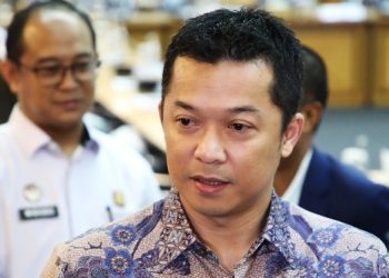 Wamenpora, Taufik Hidayat