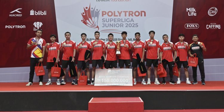 Selebrasi pemain PB Djarum usai juara Superliga Junior 2025