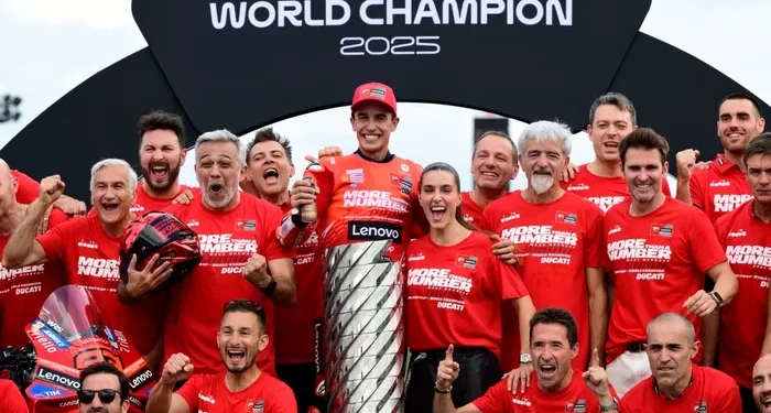 Marc Marquez bersama Tim Ducati