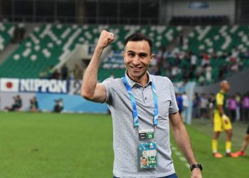 Eks pelatih Uzbekistan, Timur Kapadze