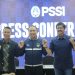 Waketum PSSI, Zainudin Amali (tengah)