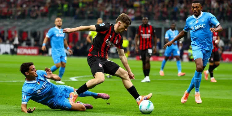 Napoli mengalahkan AC Milan di semifinal Piala Super Italia