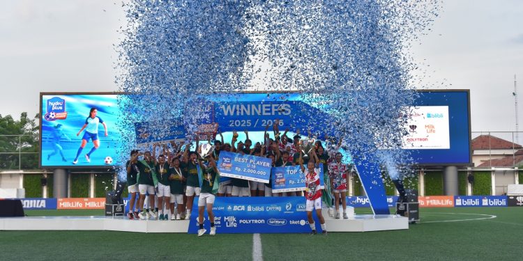 Selebrasi Penyerahan trofi HPSL Kudus 2026